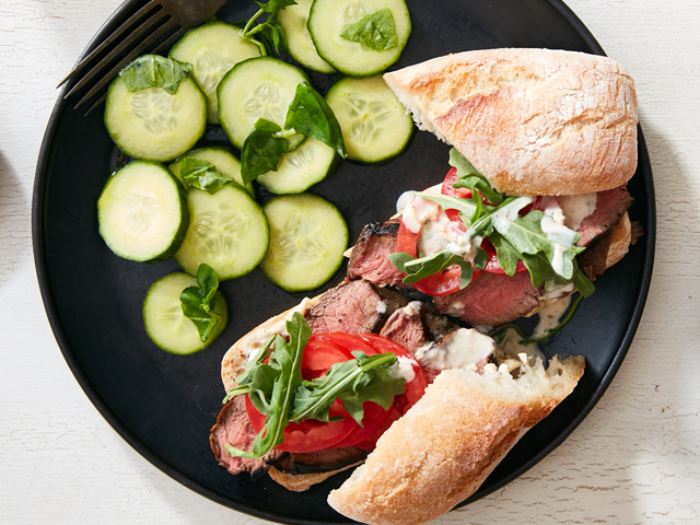 _Steak-Sandwiches-with-Hors
